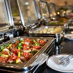 Spark By Hilton 3*