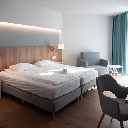 אתר נופש Spark By Hilton פוביירובו