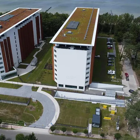 אתר נופש Spark By Hilton 3*