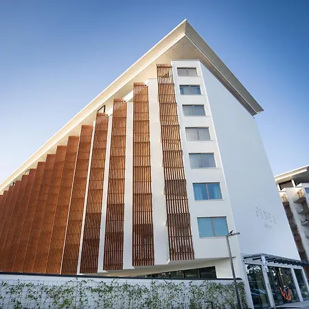 Spark By Hilton אתר נופש 3*