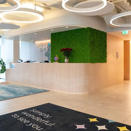 Spark By Hilton אתר נופש 3*