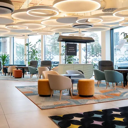 אתר נופש Spark By Hilton