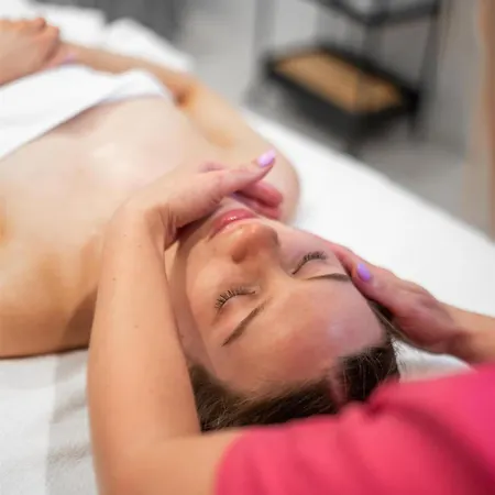 Spark By Hilton אתר נופש פוביירובו