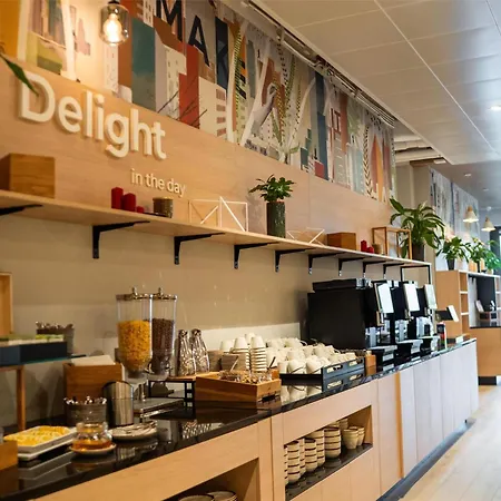 Spark By Hilton Resort