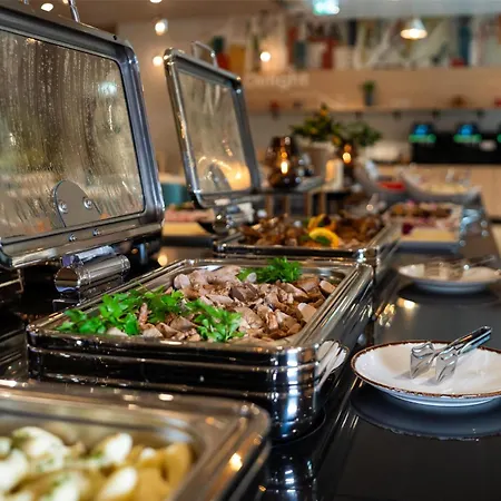 אתר נופש Spark By Hilton פוביירובו