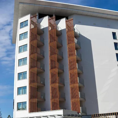 Spark By Hilton 3* פוביירובו