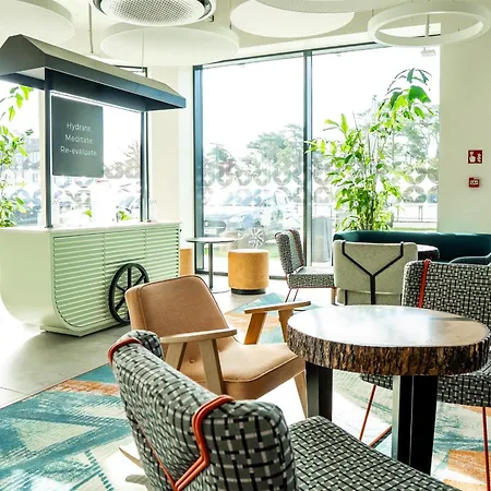 Spark By Hilton פוביירובו