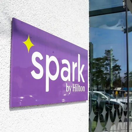 Spark By Hilton 3* פוביירובו