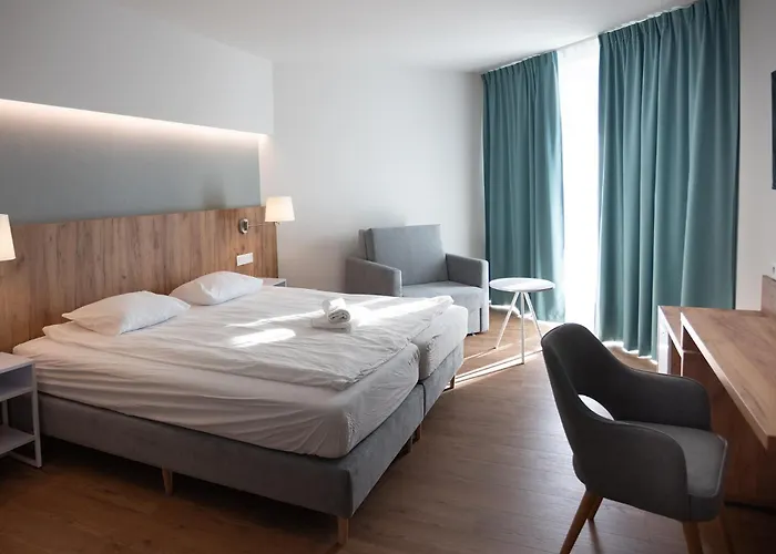 Spark By Hilton Pobierowo