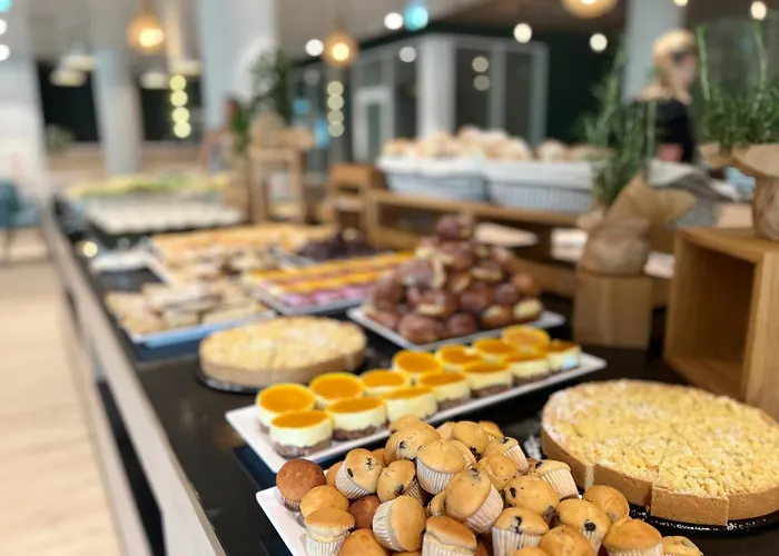 Spark By Hilton Resort